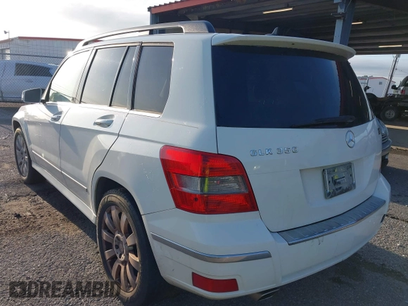 2012 Mercedes-Benz GLK 350 z VIN WDCGG5GB2CF810515, wystawiony jako IAAI lot #42467679 z przebiegiem 218 220 mil mil oraz . Historia ofert i sprzedaży dostępna na DreamBid. Obrazek 3.