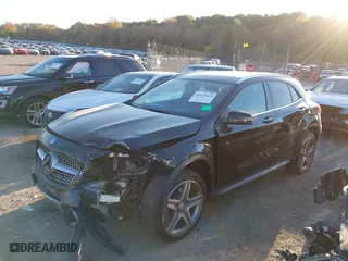 2015 Mercedes-Benz GLA-Class GLA 250 with VIN WDCTG4GB9FJ136888, listed as a IAAI auction lot 40625069 with NaN miles. Bid and sale history available at carsss.com. Image 17.