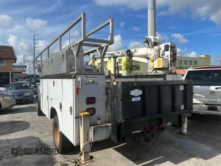 2013 Ford F-550 XL with VIN 1FDUF5GY4DEB60881, listed as a Copart auction lot 75916354 with 139,833 mi miles and Clean Title. Bid and sale history available at carsss.com. Image 3.
