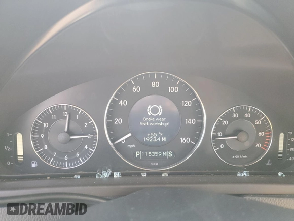 2004 Mercedes-Benz CLK 320 z VIN WDBTK65G84T026722, wystawiony jako Copart lot #47794365 z przebiegiem 115 359 mil mil oraz Tytuł czysty. Historia ofert i sprzedaży dostępna na DreamBid. Obrazek 9.