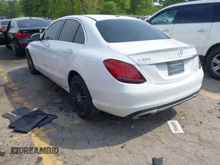2019 Mercedes-Benz C 300 с VIN 55SWF8DB0KU308453, выставлен на аукционе IAAI как лот 42018308 с пробегом 43 850 миль миль и . История ставок и продаж доступна на DreamBid. Изображение 3.