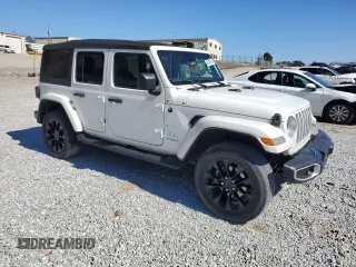 2022 Jeep Wrangler Unlimited Sahara with VIN 1C4JJXP60NW158556, listed as a Copart auction lot 46195725 with 30,773 mi miles and Salvage title. Bid and sale history available at DreamBid. Image 4.