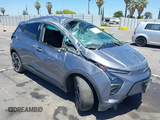 2023 Chevrolet Bolt EV 1LT z VIN 1G1FW6S00P4125326, wystawiony jako IAAI lot #42519260 z przebiegiem 49 855 mil mil oraz . Historia ofert i sprzedaży dostępna na DreamBid. Obrazek 1.