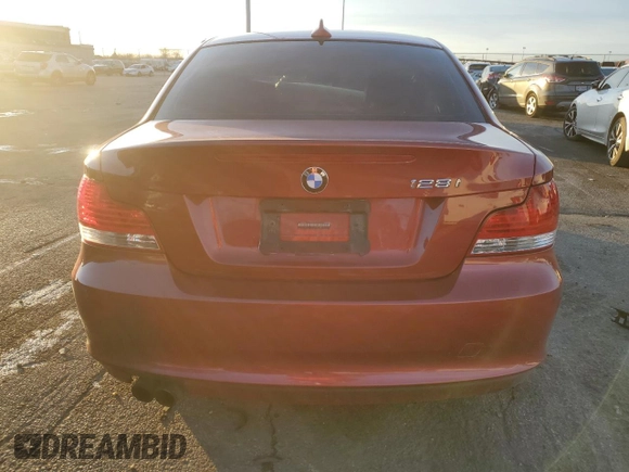 2009 BMW 1 Series 128i with VIN WBAUP735X9VF07209, listed as a Copart auction lot 85059184 with 114,727 mi miles and Salvage Title. Bid and sale history available at carsss.com. Image 6.