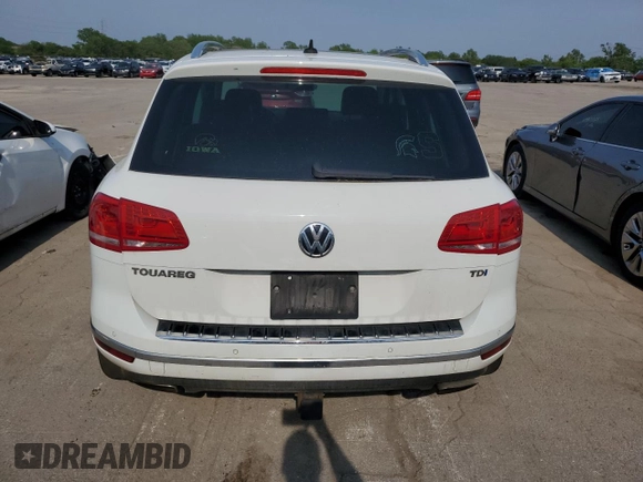 2016 Volkswagen Touareg Sport z VIN WVGEP9BPXGD005351, wystawiony jako Copart lot #60719065 z przebiegiem 133 674 mil mil oraz Czysty tytuł • Clean title. Historia ofert i sprzedaży dostępna na DreamBid. Obrazek 6.