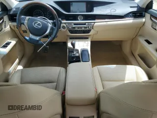 2014 Lexus ES 330 с VIN JTHBK1GG0E2119057, выставлен на аукционе Copart как лот 58213845 с пробегом 118 508 миль миль и Списание • Salvage title. История ставок и продаж доступна на DreamBid. Изображение 8.