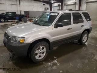 2006 Ford Escape XLT with VIN 1FMYU93146KD54287, listed as a Copart auction lot 51487765 with 136,326 mi miles and Salvage Title. Bid and sale history available at carsss.com. Image 1.