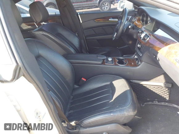2014 Mercedes-Benz CLS-Class CLS 550 with VIN WDDLJ9BB4EA103636, listed as a IAAI auction lot 41861074 with 97,527 mi miles. Bid and sale history available at carsss.com. Image 5.
