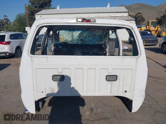 2005 Ford F-350 с VIN 1FDSW34P05EC95736, выставлен на аукционе IAAI как лот 41988078 с пробегом Не указан миль и . История ставок и продаж доступна на DreamBid. Изображение 15.