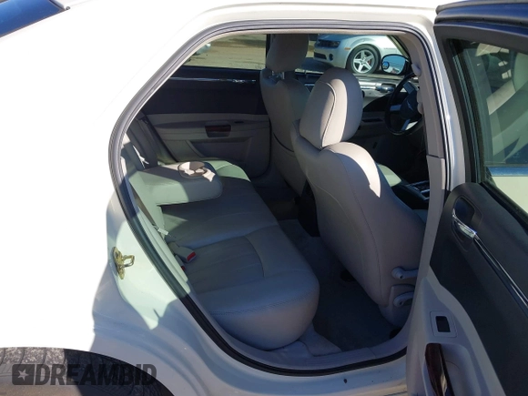 2005 Chrysler 300 C with VIN 2C3JA63HX5H530134, listed as a IAAI auction lot 41143214 with 176,917 mi miles and . Bid and sale history available at DreamBid. Image 8.