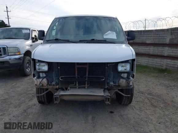 2012 GMC Savana Cargo with VIN 1GTW7FCAXC1180311, listed as a IAAI auction lot 41202714 with 469,562 mi miles. Bid and sale history available at carsss.com. Image 13.