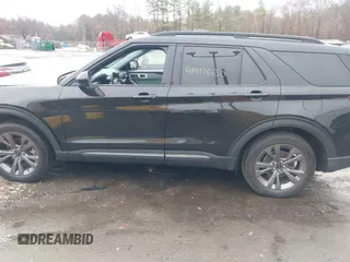 2022 Ford Explorer XLT with VIN 1FMSK8DH6NGB16928, listed as a IAAI auction lot 41917630 with 51,427 mi miles and . Bid and sale history available at DreamBid. Image 15.