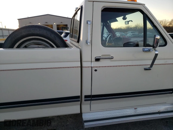 1990 Ford F-150 with VIN 1FTEF15N9LPB30210, listed as a Copart auction lot 77514933 with 50,349 mi miles and Clean Title. Bid and sale history available at carsss.com. Image 10.