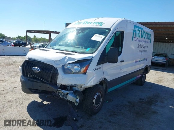 2023 Ford Transit Cargo with VIN 1FTBR1C89PKC07197, listed as a IAAI auction lot 42228682 with 39,306 mi miles and . Bid and sale history available at DreamBid. Image 17.
