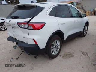 2022 Ford Escape SE Hybrid with VIN 1FMCU9BZ8NUB45669, listed as a IAAI auction lot 41258018 with 53,896 mi miles and . Bid and sale history available at carsss.com. Image 4.