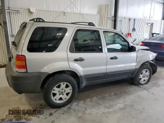 2005 Ford Escape XLT с VIN 1FMYU93185KA04997, выставлен на аукционе Copart как лот 57153325 с пробегом 121 348 миль миль и Списание • Salvage title. История ставок и продаж доступна на DreamBid. Изображение 3.