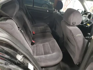 2002 Volkswagen Jetta GLS z VIN 3VWSP69M72M154327, wystawiony jako Copart lot #46441245 z przebiegiem 577 961 mil mil oraz Czysty tytuł • Clean title. Historia ofert i sprzedaży dostępna na DreamBid. Obrazek 10.