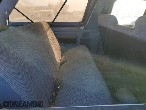 1989 Ford Bronco Custom с VIN 1FMEU15H0KLB48449, выставлен на аукционе Copart как лот 78316474 с пробегом 82 957 миль миль и Чистый • Clean title. История ставок и продаж доступна на DreamBid. Изображение 10.