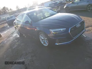 2023 Audi A5 Sportback Premium z VIN WAUABCF58PA032618, wystawiony jako IAAI lot #41048963 z przebiegiem 2 740 mil mil oraz . Historia ofert i sprzedaży dostępna na DreamBid. Obrazek 1.