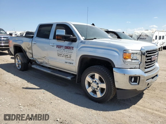 2016 GMC Sierra 2500HD SLT z VIN 1GT12TE84GF263081, wystawiony jako Copart lot #52894245 z przebiegiem 137 673 mil mil oraz Szkoda całkowita • Salvage title. Historia ofert i sprzedaży dostępna na DreamBid. Obrazek 4.