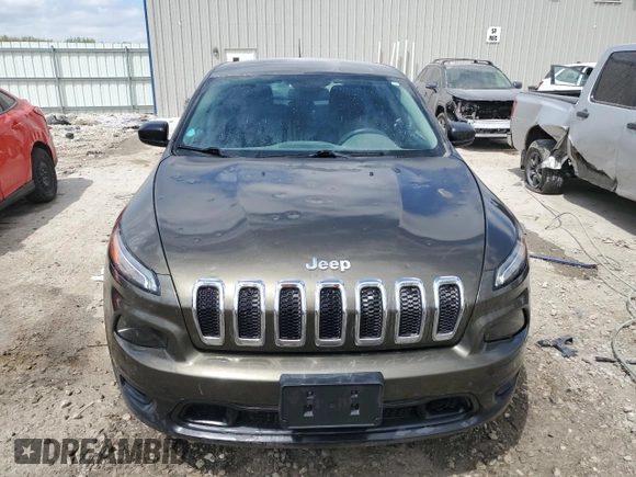 2016 Jeep Cherokee Altitude with VIN 1C4PJMAB6GW153797, listed as a Copart auction lot 56411505 with 253,304 mi miles and Non repairable. Bid and sale history available at DreamBid. Image 5.