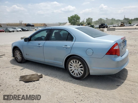 2010 Ford Fusion Hybrid with VIN 3FADP0L37AR210959, listed as a Copart auction lot 61081625 with 138,910 mi miles and Salvage title. Bid and sale history available at DreamBid. Image 2.