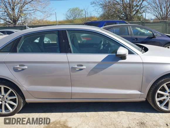 2016 Audi A3 Premium Plus z VIN WAUE8GFF7G1013705, wystawiony jako IAAI lot #41751774 z przebiegiem 34 112 mil mil oraz . Historia ofert i sprzedaży dostępna na DreamBid. Obrazek 13.