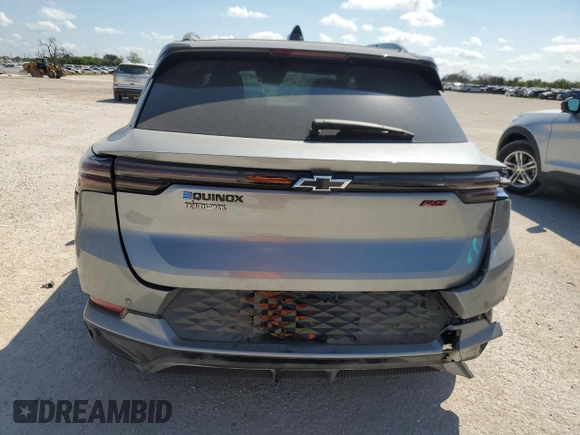 2024 Chevrolet Equinox EV RS z VIN 3GN7DNRP2RS237974, wystawiony jako Copart lot #71756094 z przebiegiem 2024 mil mil oraz Szkody całkowita. Historia ofert i sprzedaży dostępna na DreamBid. Obrazek 6.