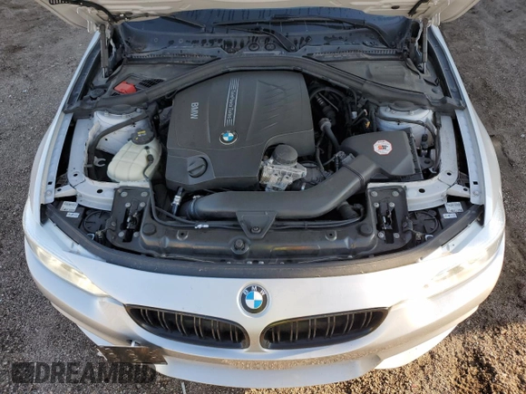 2016 BMW 4 Series 435i xDrive z VIN WBA3R5C57GK373488, wystawiony jako Copart lot #57884875 z przebiegiem 87 635 mil mil oraz Szkoda całkowita • Salvage title. Historia ofert i sprzedaży dostępna na DreamBid. Obrazek 11.