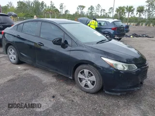 2017 Chevrolet Cruze LS with VIN 1G1BC5SM8H7235853, listed as a IAAI auction lot 42183631 with 165,111 mi miles and . Bid and sale history available at DreamBid. Image 1.