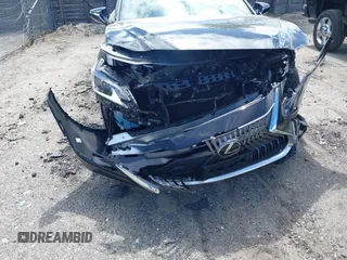 2019 Lexus ES 350 with VIN 58ABZ1B16KU042893, listed as a IAAI auction lot 42288578 with 13,765 mi miles and . Bid and sale history available at DreamBid. Image 6.