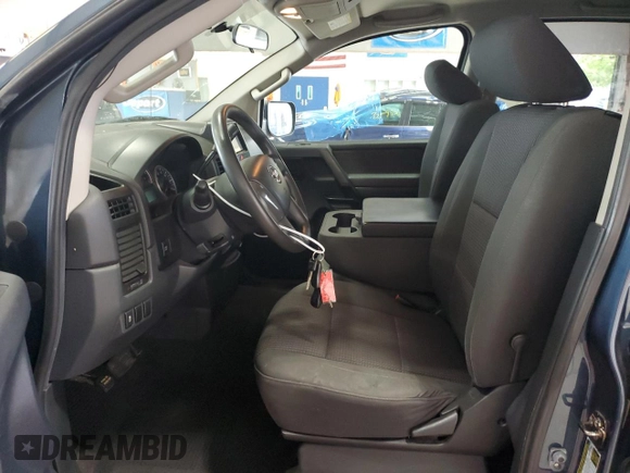 2013 Nissan Titan S with VIN 1N6AA0EJXDN313226, listed as a Copart auction lot 72724054 with 162,464 mi miles and Clean Title. Bid and sale history available at carsss.com. Image 7.