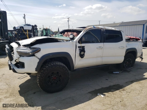 2019 Toyota Tacoma 4WD SR with VIN 5TFCZ5AN3KX210922, listed as a Copart auction lot 42830434 with 1 mi miles and Non Repairable. Bid and sale history available at carsss.com. Image 1.