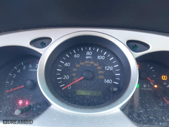 2006 Toyota Highlander w/3rd Row with VIN JTEDP21A360099160, listed as a IAAI auction lot 41270374 with 223,095 mi miles. Bid and sale history available at carsss.com. Image 7.