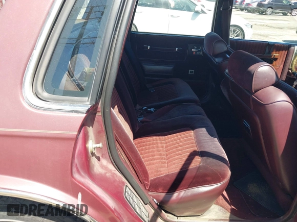 1988 Oldsmobile Cutlass Ciera with VIN 2G3AM5132J9375426, listed as a IAAI auction lot 42014990 with 292,060 mi miles and . Bid and sale history available at DreamBid. Image 8.