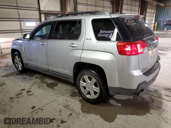 2015 GMC Terrain SLE z VIN 2GKFLWE36F6282544, wystawiony jako Copart lot #44976365 z przebiegiem 171 555 mil mil oraz Szkoda całkowita • Salvage title. Historia ofert i sprzedaży dostępna na DreamBid. Obrazek 2.
