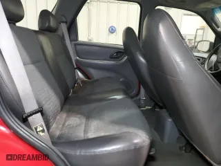 2001 Ford Escape XLS with VIN 1FMYU01181KD99269, listed as a Copart auction lot 88463335 with 217,537 mi miles and Salvage Title. Bid and sale history available at carsss.com. Image 12.