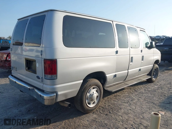 2008 Ford Econoline Passenger XL with VIN 1FBNE31LX8DA80014, listed as a IAAI auction lot 42183949 with 130,092 mi miles and . Bid and sale history available at DreamBid. Image 4.