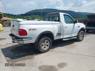 2002 Ford F-150 с VIN 2FTRF08L72CA57411, выставлен на аукционе IAAI как лот 42569215 с пробегом 95 881 миль миль и . История ставок и продаж доступна на DreamBid. Изображение 4.