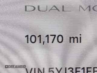 2018 Tesla Model 3 Long Range Battery z VIN 5YJ3E1EB6JF086612, wystawiony jako IAAI lot #42149440 z przebiegiem 101 170 mil mil oraz . Historia ofert i sprzedaży dostępna na DreamBid. Obrazek 15.