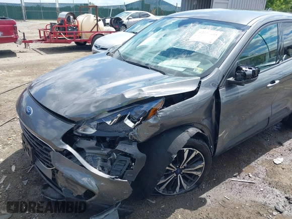 2022 Ford Escape SE с VIN 1FMCU0G64NUB96239, выставлен на аукционе IAAI как лот 42337405 с пробегом 29 199 миль миль и . История ставок и продаж доступна на DreamBid. Изображение 6.