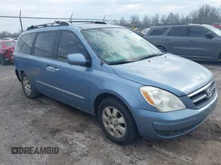 2007 Hyundai Entourage GLS z VIN KNDMC233676035708, wystawiony jako IAAI lot #41904895 z przebiegiem 253 017 mil mil oraz . Historia ofert i sprzedaży dostępna na DreamBid. Obrazek 1.
