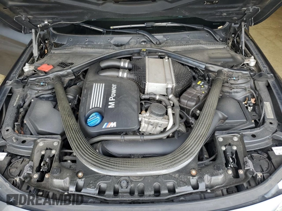 2015 BMW M4 z VIN WBS3R9C5XFK333598, wystawiony jako Copart lot #51206925 z przebiegiem 103 528 mil mil oraz Szkoda całkowita • Salvage title. Historia ofert i sprzedaży dostępna na DreamBid. Obrazek 11.