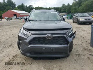 2021 Toyota RAV4 XLE Premium with VIN 2T3A1RFV5MC152318, listed as a Copart auction lot 62899735 with 41,376 mi miles and Salvage title. Bid and sale history available at DreamBid. Image 5.