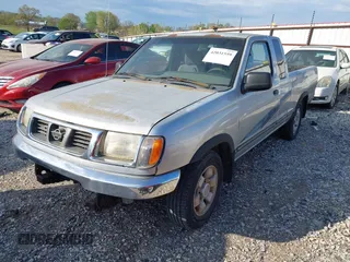 2000 Nissan Frontier XE with VIN 1N6DD26S5YC300697, listed as a IAAI auction lot 42031559 with 217,046 mi miles and . Bid and sale history available at DreamBid. Image 2.