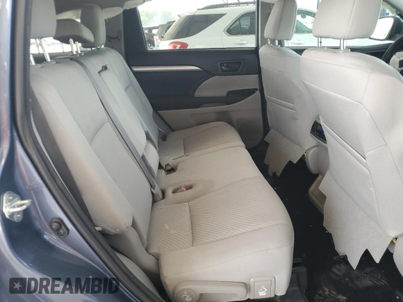 2016 Toyota Highlander LE z VIN 5TDBKRFH3GS331182, wystawiony jako Copart lot #55028355 z przebiegiem 118 462 mil mil oraz Szkoda całkowita • Salvage title. Historia ofert i sprzedaży dostępna na DreamBid. Obrazek 10.