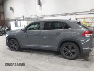 2020 Volkswagen Atlas SE with VIN 1V21E2CA5LC229605, listed as a IAAI auction lot 42431332 with 42,506 mi miles and . Bid and sale history available at DreamBid. Image 14.