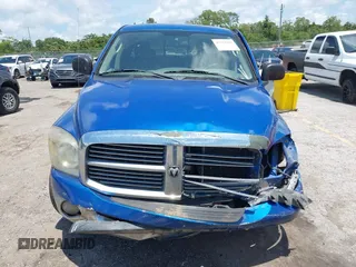 2008 Dodge 1500 SLT z VIN 1D7HA18218J147130, wystawiony jako IAAI lot #42324942 z przebiegiem 157 353 mil mil oraz . Historia ofert i sprzedaży dostępna na DreamBid. Obrazek 12.