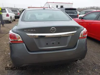 2015 Nissan Altima 2.5 S with VIN 1N4AL3APXFN892087, listed as a IAAI auction lot 41767607 with 140,750 mi miles. Bid and sale history available at carsss.com. Image 16.