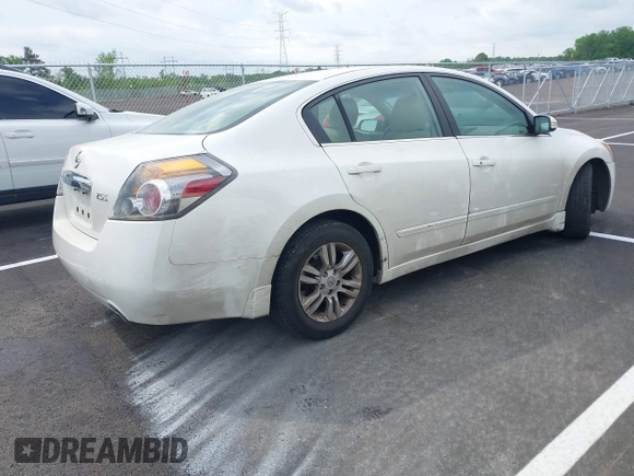 2012 Nissan Altima 2.5 with VIN 1N4AL2AP5CN436438, listed as a IAAI auction lot 42061291 with 165,938 mi miles and . Bid and sale history available at DreamBid. Image 4.
